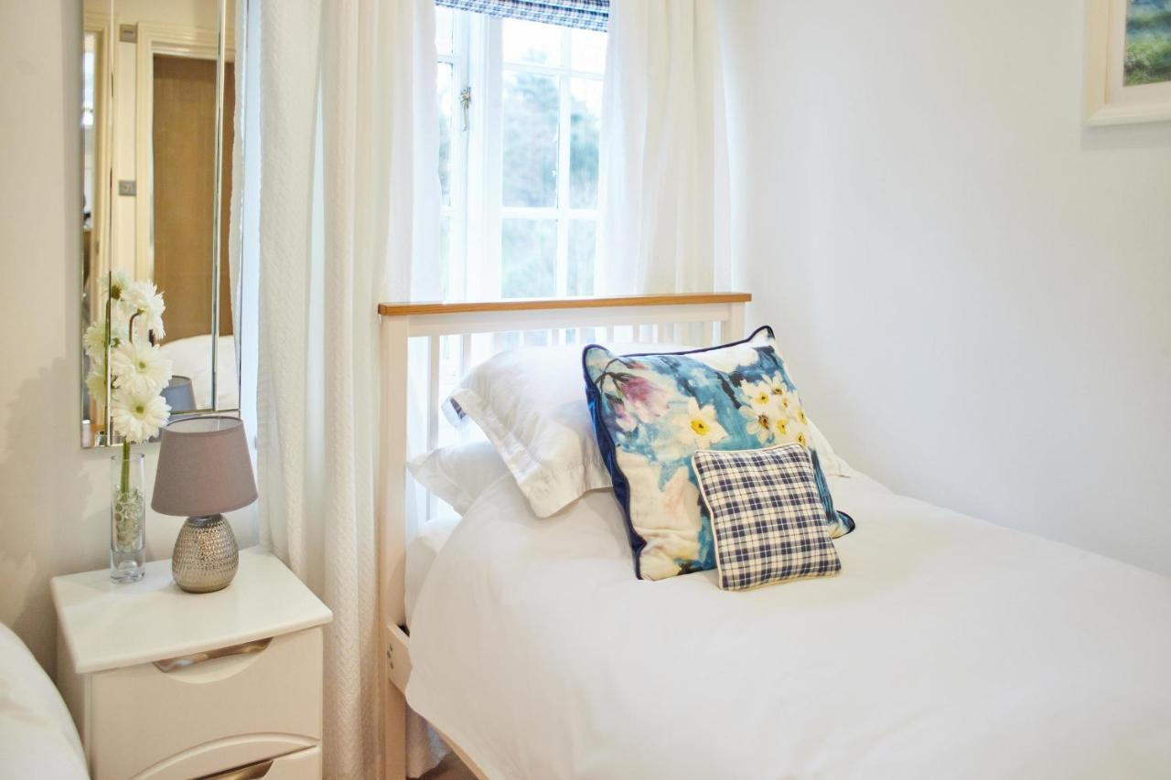 Host & Stay - Park Place Apartment Уитби Экстерьер фото